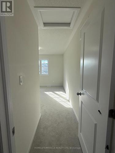 65 Golf Links Drive, Loyalist, ON - Indoor Photo Showing Other Room