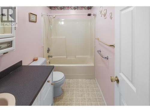 1116 Westridge Street, Creston, BC - Indoor Photo Showing Bathroom