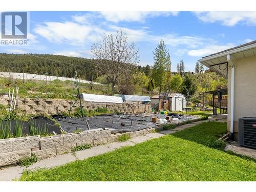 1116 Westridge Street, Creston, BC - Outdoor