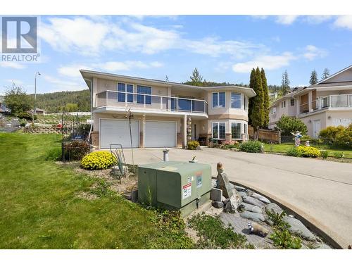 1116 Westridge Street, Creston, BC - Outdoor