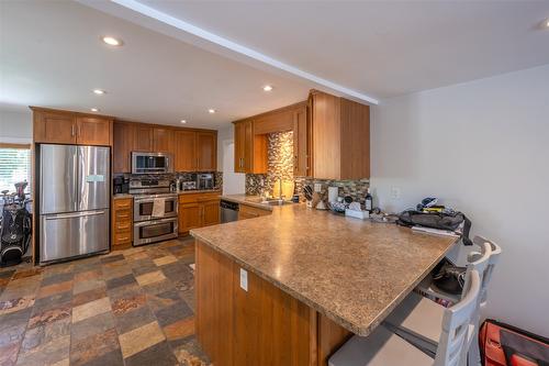 1400 Green Lake Road, Okanagan Falls, BC - Indoor Photo Showing Kitchen