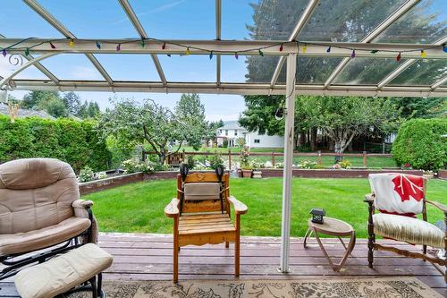 1571 17 Street, Salmon Arm, BC - Outdoor With Deck Patio Veranda