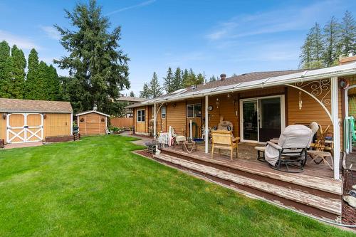 1571 17 Street, Salmon Arm, BC - Outdoor With Deck Patio Veranda