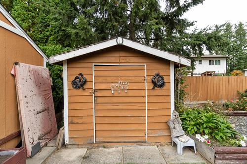 1571 17 Street, Salmon Arm, BC - Outdoor With Exterior