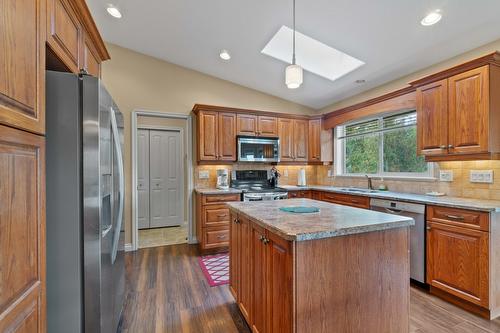 3311 Mcbride Road, Blind Bay, BC - Indoor Photo Showing Kitchen