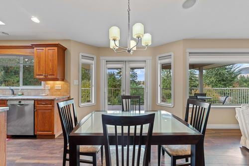 3311 Mcbride Road, Blind Bay, BC - Indoor Photo Showing Dining Room