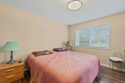 3311 Mcbride Road, Blind Bay, BC - Indoor Photo Showing Bedroom