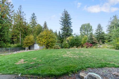 3311 Mcbride Road, Blind Bay, BC - Outdoor