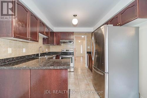 2609 Longridge Crescent, Oakville, ON - Indoor Photo Showing Kitchen