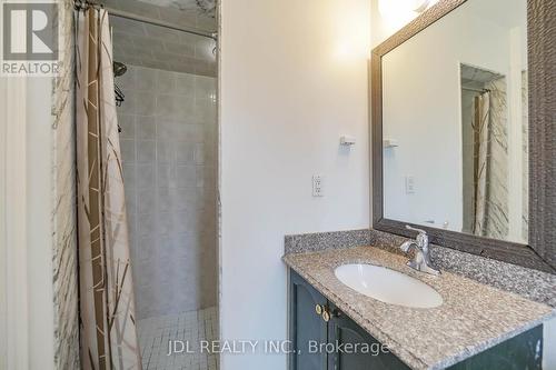 2609 Longridge Crescent, Oakville, ON - Indoor Photo Showing Bathroom