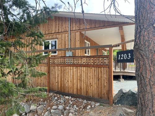 1203 Maple Street, Okanagan Falls, BC - Outdoor