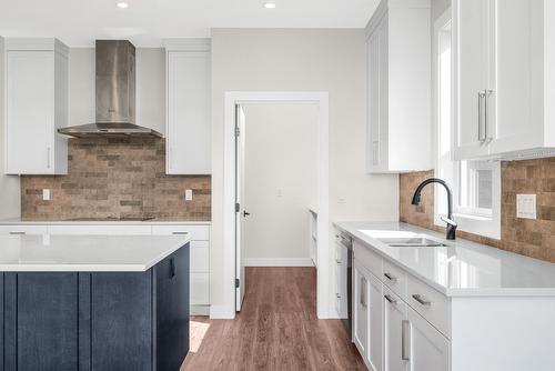 8909 Cherry Lane, Coldstream, BC - Indoor Photo Showing Kitchen With Upgraded Kitchen