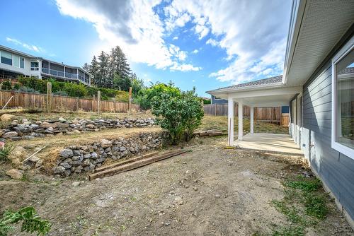 8909 Cherry Lane, Coldstream, BC - Outdoor