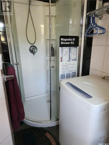 903 H Avenue S, Saskatoon, SK - Indoor Photo Showing Laundry Room