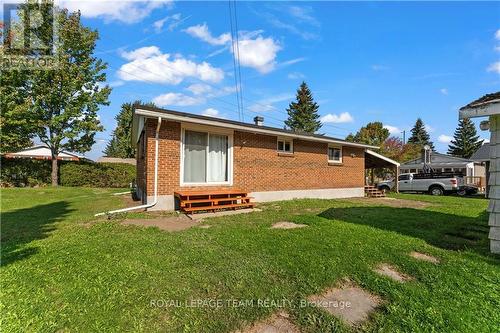 537 Almira Street, Pembroke, ON - Outdoor