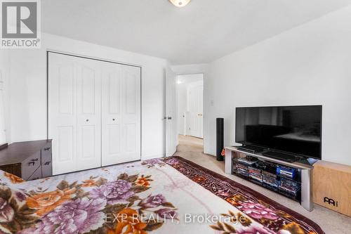 660 White Elm Boulevard, Waterloo, ON - Indoor Photo Showing Bedroom