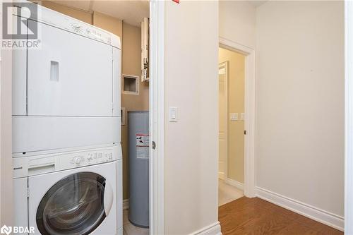 200 Collier Street Unit# 401, Barrie, ON - Indoor Photo Showing Laundry Room