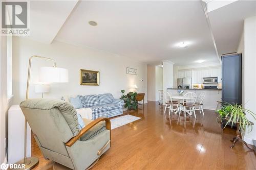 200 Collier Street Unit# 401, Barrie, ON - Indoor Photo Showing Living Room