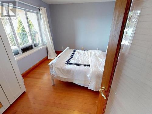 4557 Willingdon Ave, Powell River, BC - Indoor Photo Showing Bedroom