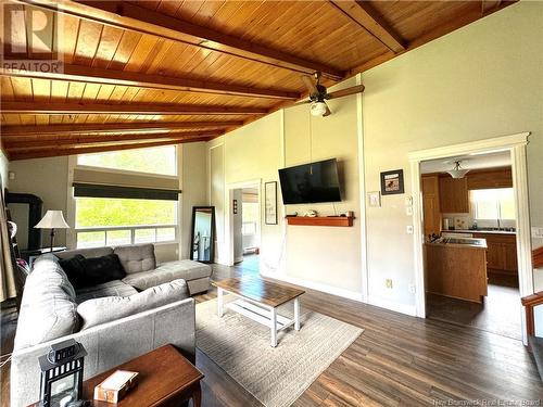 49 610 Route, Upper Hainesville, NB - Indoor Photo Showing Living Room