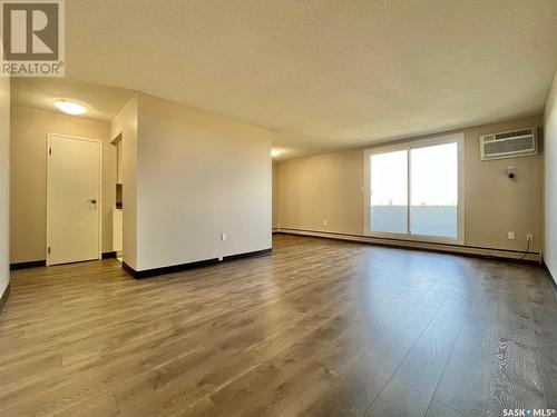 629 65 Westfield Drive, Regina, SK - Indoor Photo Showing Other Room