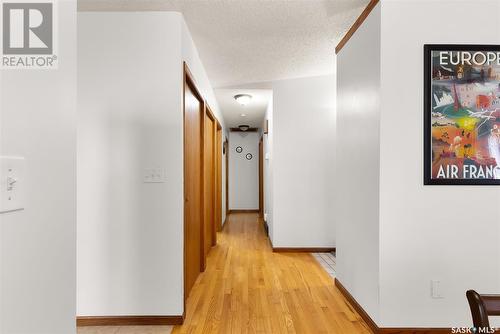 2806 Staples Bay E, Regina, SK - Indoor Photo Showing Other Room