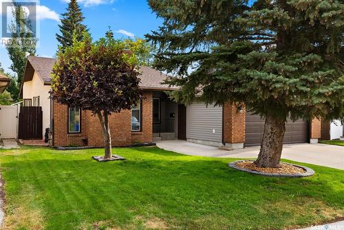 2806 Staples Bay E, Regina, SK - Outdoor