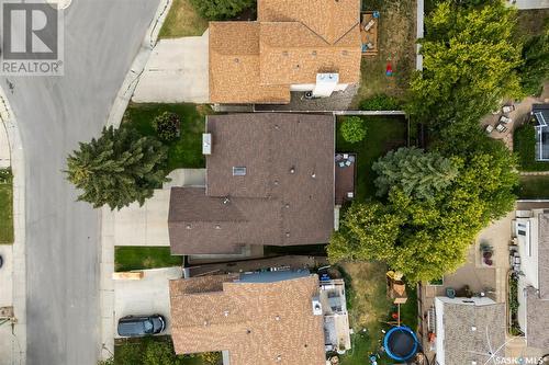 2806 Staples Bay E, Regina, SK - Outdoor