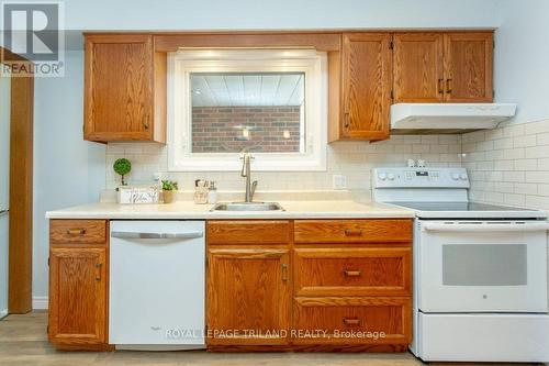 11 Gustin Place, St. Thomas, ON - Indoor Photo Showing Kitchen