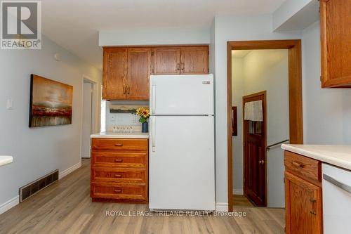 11 Gustin Place, St. Thomas, ON - Indoor Photo Showing Kitchen