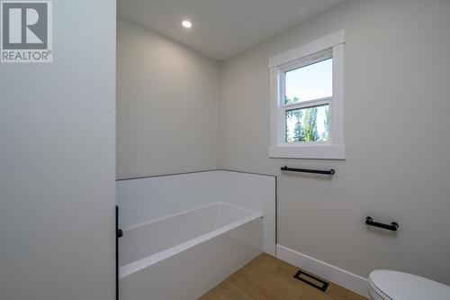 4285 Craig Drive, Prince George, BC - Indoor Photo Showing Bathroom