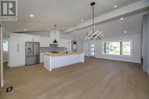 4285 Craig Drive, Prince George, BC - Indoor Photo Showing Kitchen With Upgraded Kitchen