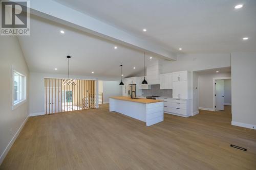 4285 Craig Drive, Prince George, BC - Indoor Photo Showing Kitchen