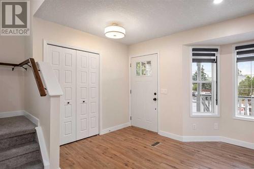 135 Mt Apex Crescent Se, Calgary, AB - Indoor Photo Showing Other Room