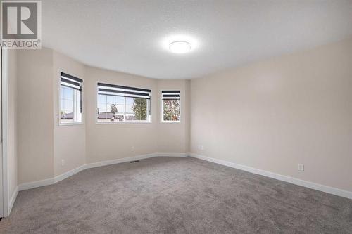 135 Mt Apex Crescent Se, Calgary, AB - Indoor Photo Showing Other Room