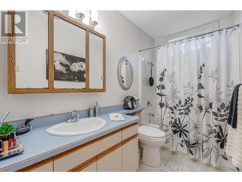 250 Scott Avenue Unit# 201, Penticton, BC - Indoor Photo Showing Bathroom