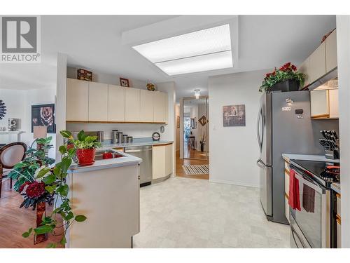 250 Scott Avenue Unit# 201, Penticton, BC - Indoor Photo Showing Kitchen