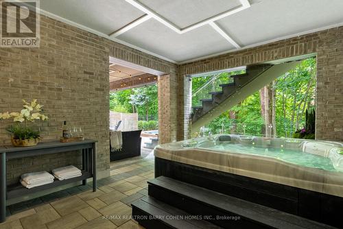 11 Ridgewood Road, Toronto, ON - Indoor