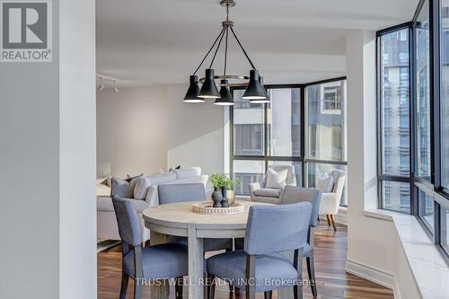 1102 - 280 Simcoe Street, Toronto, ON - Indoor Photo Showing Dining Room