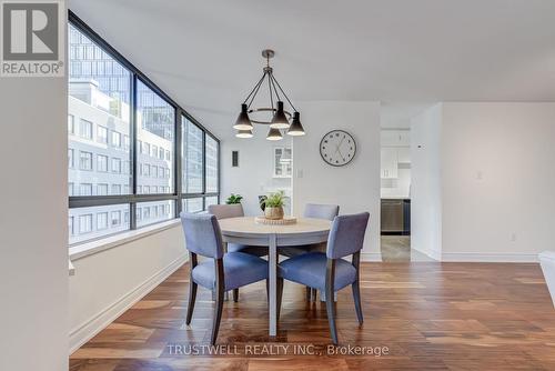 1102 - 280 Simcoe Street, Toronto, ON - Indoor Photo Showing Dining Room