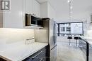 1102 - 280 Simcoe Street, Toronto, ON  - Indoor Photo Showing Kitchen 