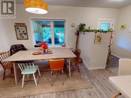 1-6730 Cranberry Street, Powell River, BC - Indoor Photo Showing Dining Room