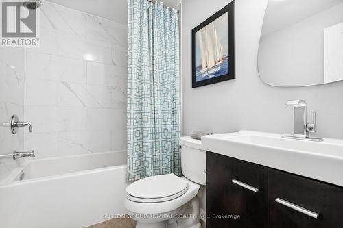 93 Hadden Crescent, Barrie, ON - Indoor Photo Showing Bathroom