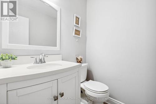 93 Hadden Crescent, Barrie, ON - Indoor Photo Showing Bathroom