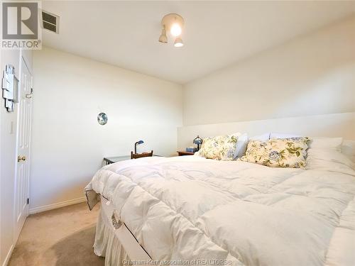 8 Lancefield Place, Chatham, ON - Indoor Photo Showing Bedroom