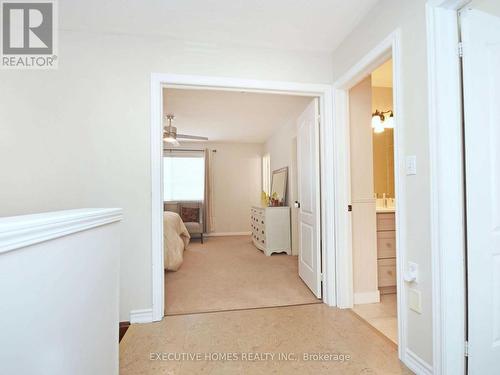 1058 Bowring Crescent, Milton, ON - Indoor Photo Showing Other Room