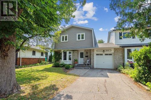 5042 Brady Avenue, Burlington, ON - Outdoor With Facade