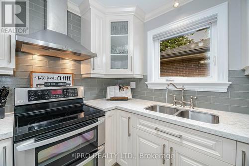 6 Staveley Crescent, Brampton, ON - Indoor Photo Showing Kitchen With Double Sink