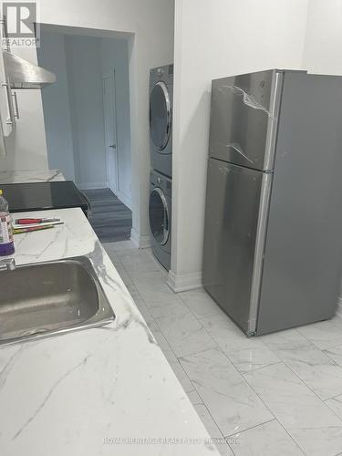 293 Louis Avenue, Windsor, ON - Indoor Photo Showing Laundry Room