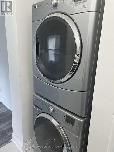 293 Louis Avenue, Windsor, ON - Indoor Photo Showing Laundry Room